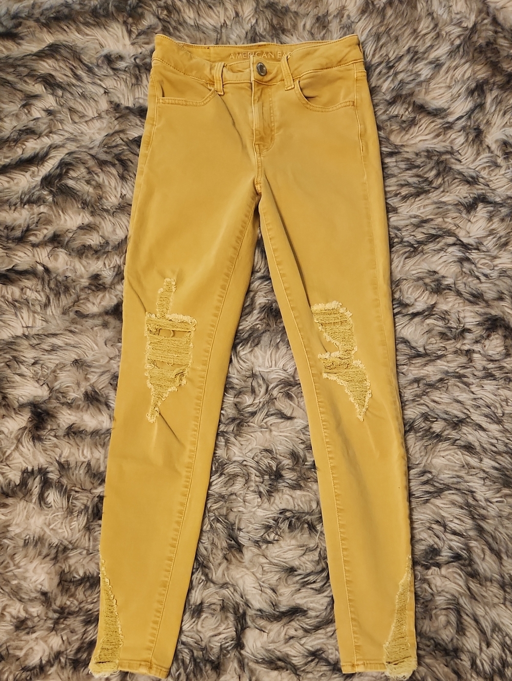 American Eagle Outfitters Mustard Distressed Skinny Jeans